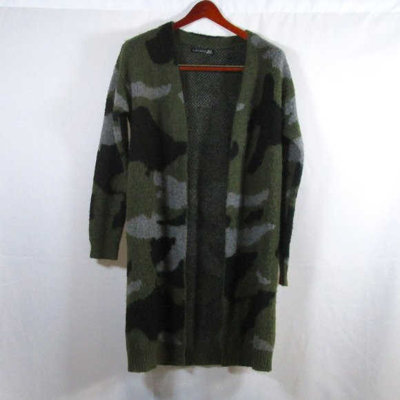 Black Tape_ Sweaters - Black Tape Womens Camouflage Cardigan Sweater Size XS Pre-owned Good Con…